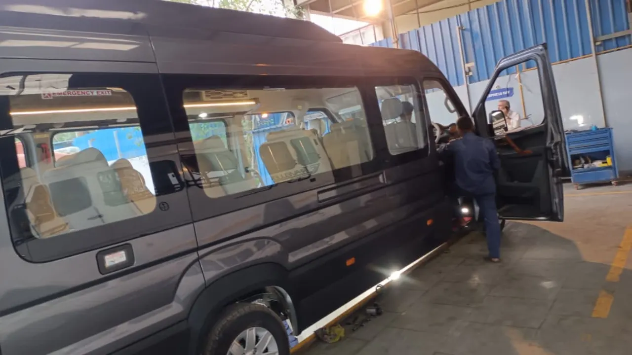 Tempo Traveller in Noida - Noida Travellers